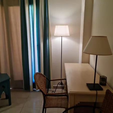 Apartament Jardines De